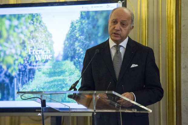 Laurent.Fabius_VisitFrenchWines