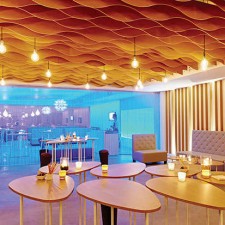 Palais 12 Brussels Expo:   P12 Lounge Club chic & design