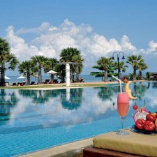 Vacances à Pattaya: Ravindra Beach Resort & Spa