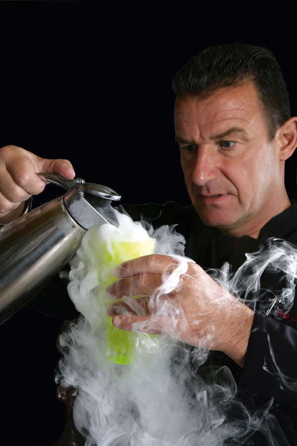 denis-martin_et_son_sniff_d