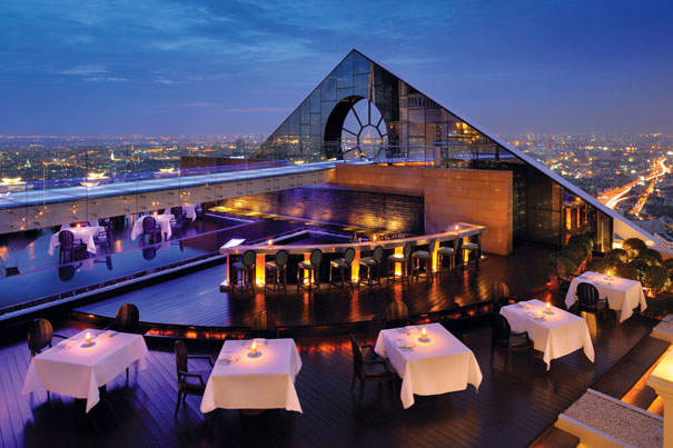 lebua-bangkok-Breeze-bar